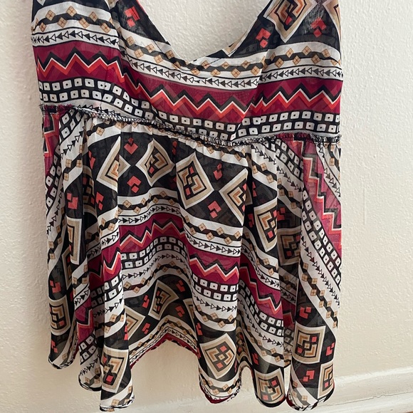 LF Top - Picture 4 of 4